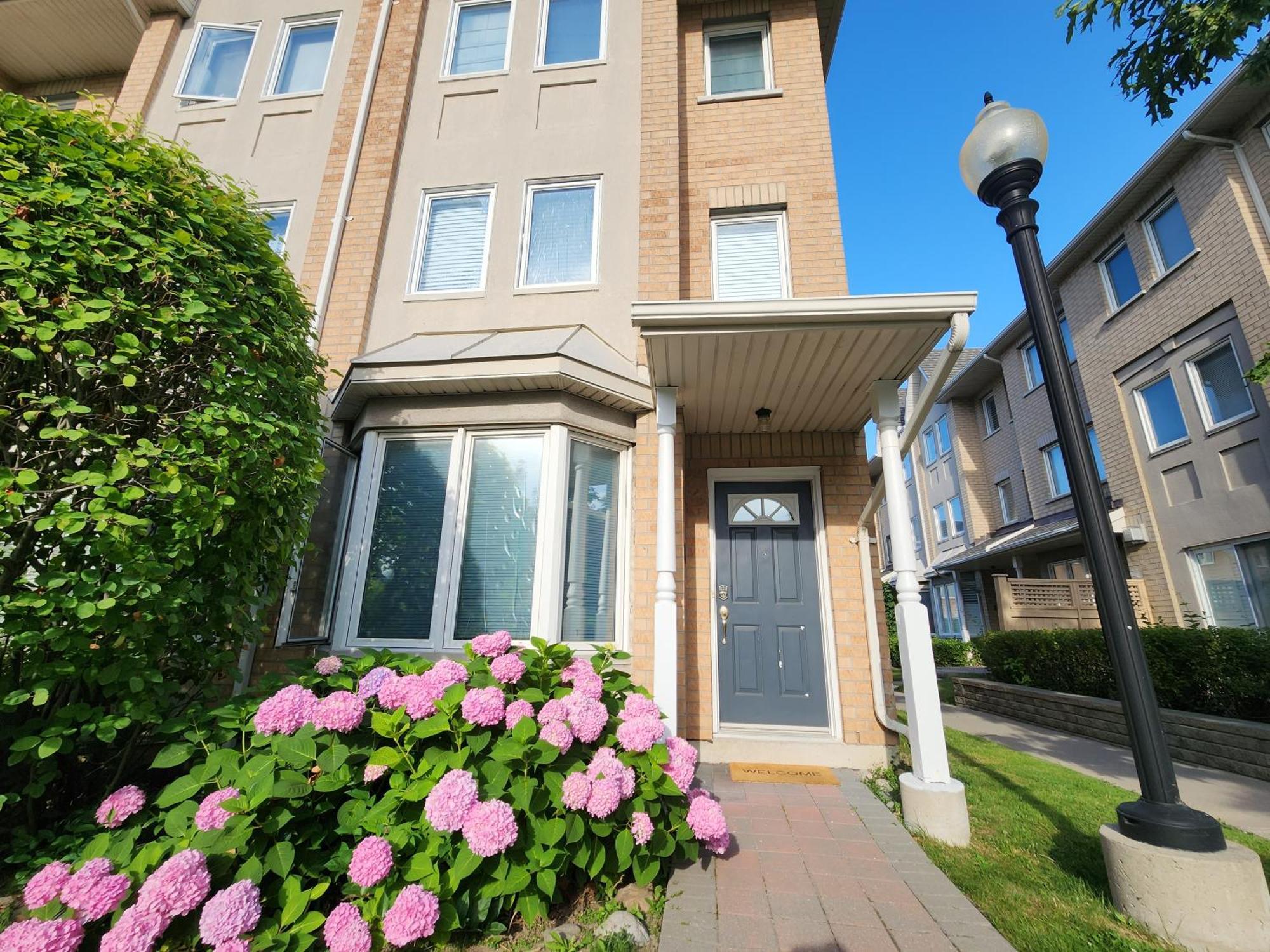 Scarborough Townhouse Leilighet Toronto Eksteriør bilde